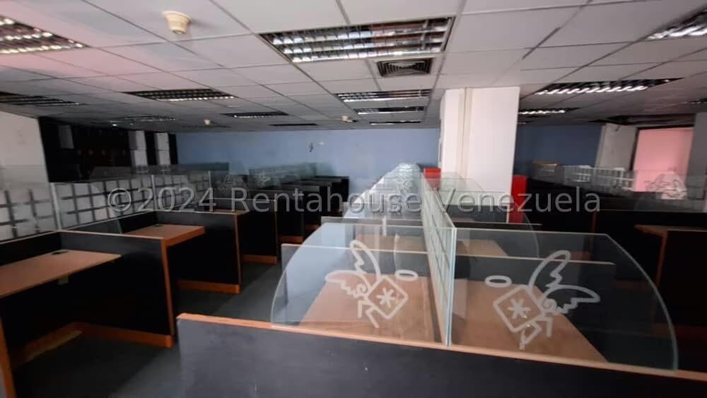 Comercial (Oficina) en Alquiler en La Urbina, Distrito Metropolitano - 19