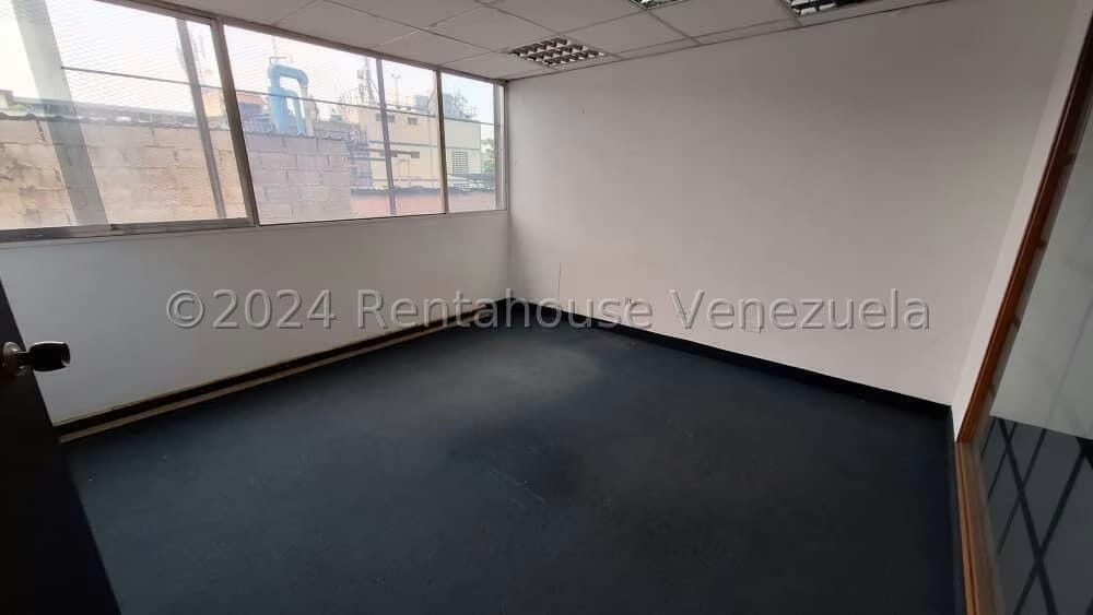 Comercial (Oficina) en Alquiler en La Urbina, Distrito Metropolitano - 21