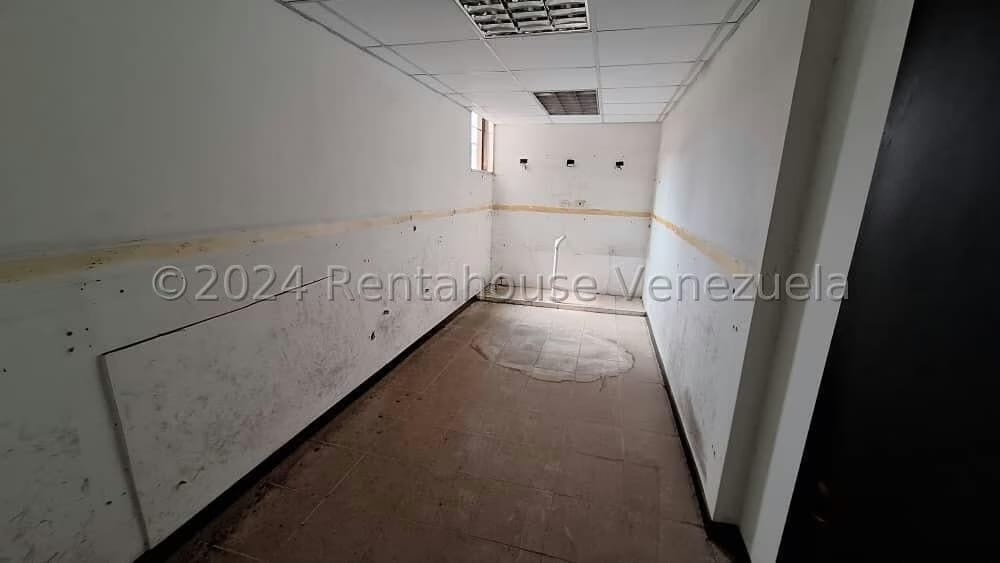 Comercial (Oficina) en Alquiler en La Urbina, Distrito Metropolitano - 25