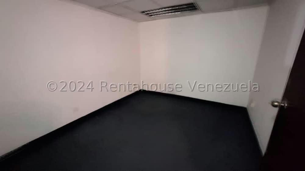 Comercial (Oficina) en Alquiler en La Urbina, Distrito Metropolitano - 27