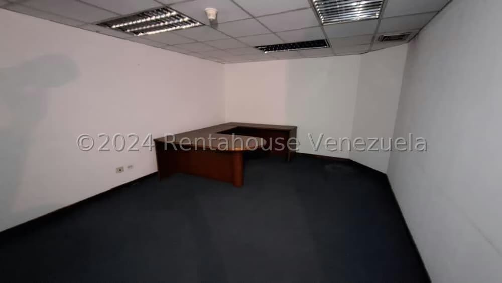 Comercial (Oficina) en Alquiler en La Urbina, Distrito Metropolitano - 28