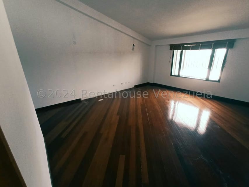 Casa (1 Nivel) en Venta en La Lagunita Country Club, Distrito Metropolitano - 34