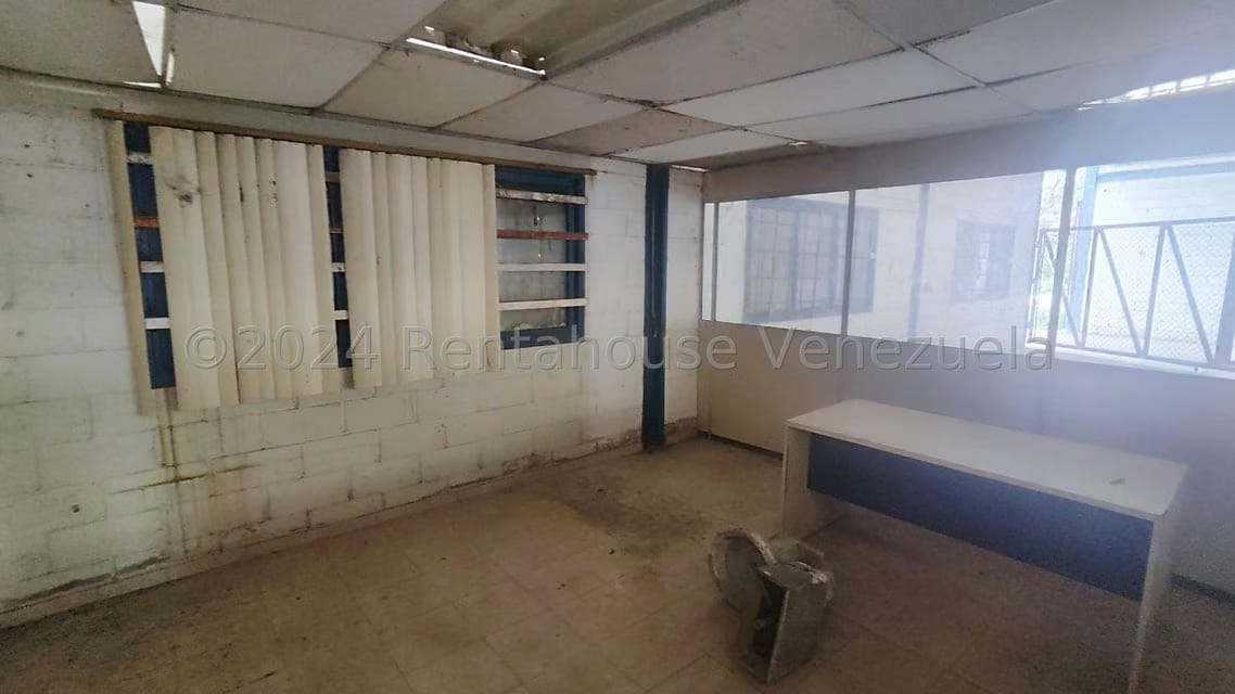 Comercial (Galpon - Deposito) en Venta en Las Guacharacas, Aragua - 28