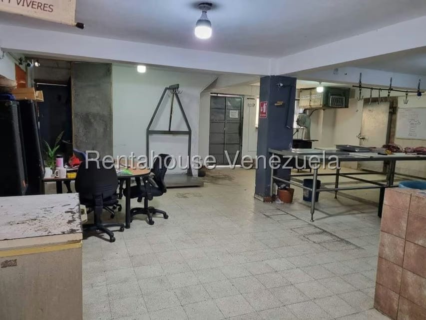 Comercial (Edificio) en Venta en Guarenas, Miranda - 13