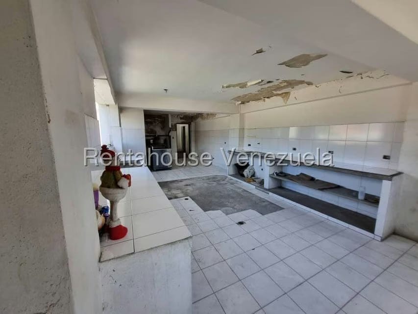 Comercial (Edificio) en Venta en Guarenas, Miranda - 16