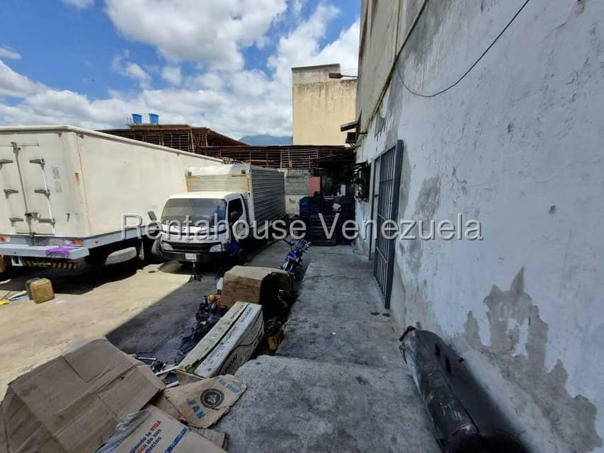 Comercial (Edificio) en Venta en Guarenas, Miranda - 23