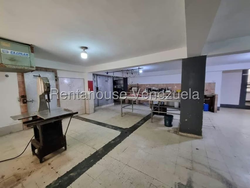 Comercial (Edificio) en Venta en Guarenas, Miranda - 4
