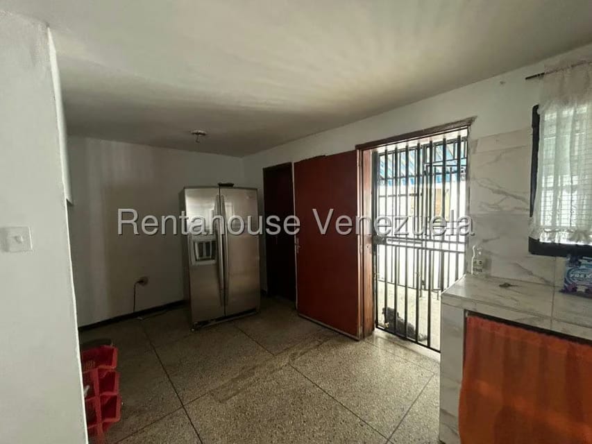Casa (1 Nivel) en Venta en Las Acacias, Trujillo - 11