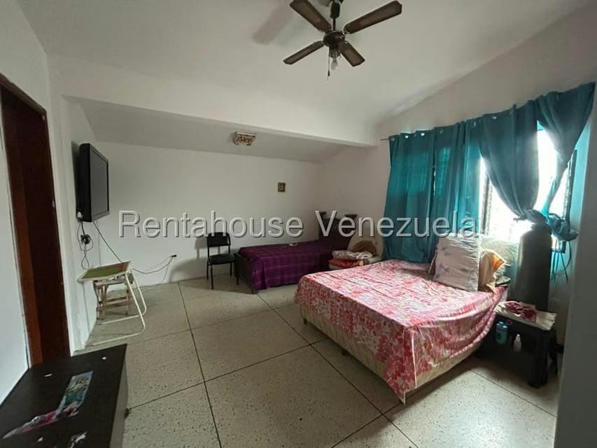 Casa (1 Nivel) en Venta en Las Acacias, Trujillo - 15
