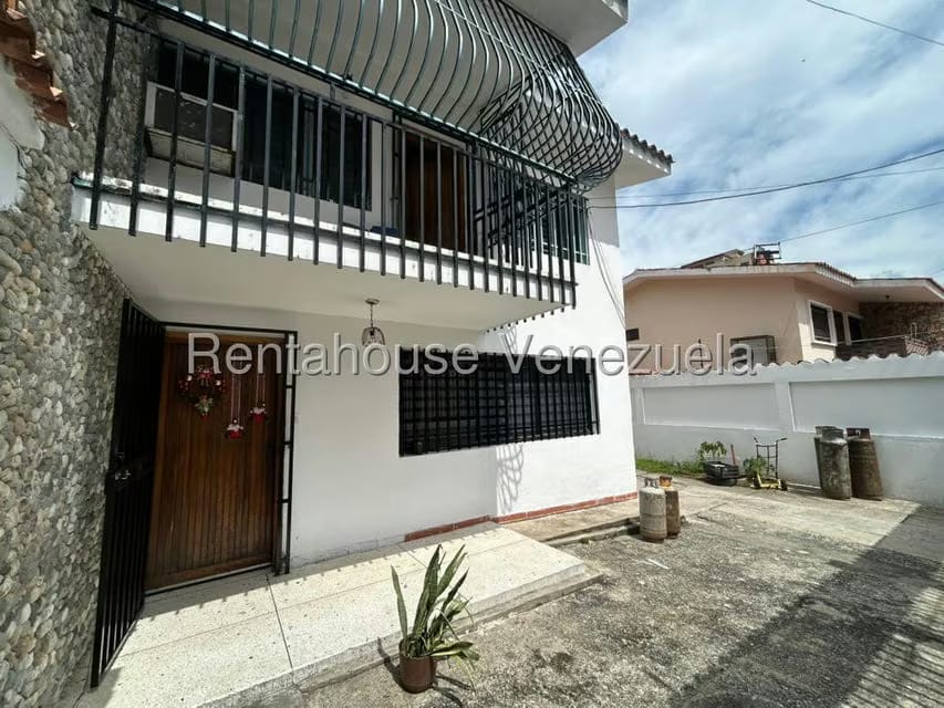 Casa (1 Nivel) en Venta en Las Acacias, Trujillo - 3