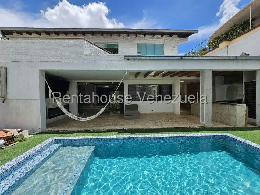 Casa (Duplex) en Venta en Lomas de La Lagunita, Distrito Metropolitano - 11