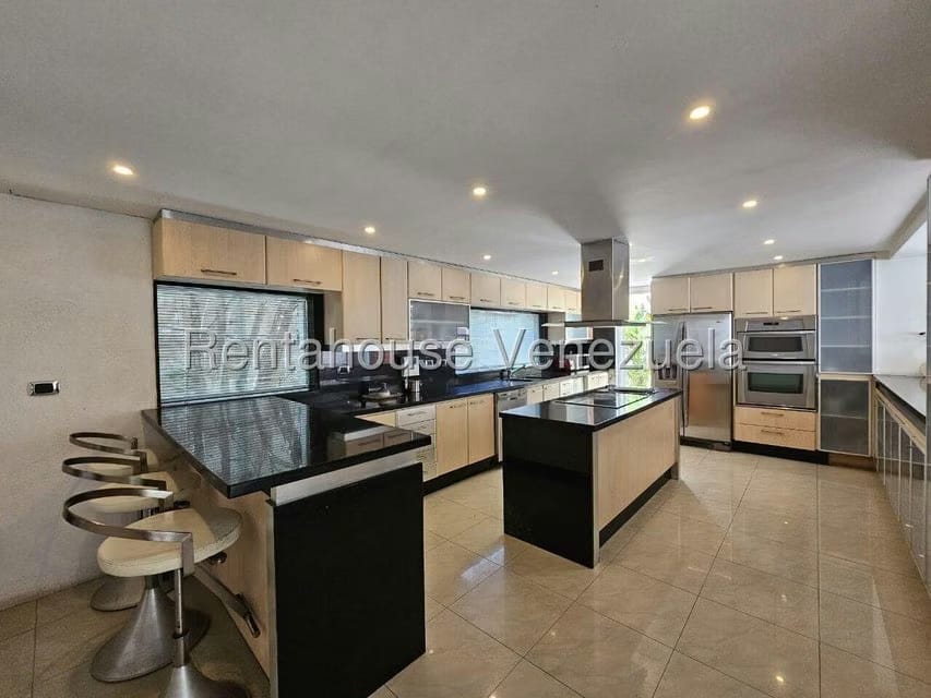 Casa (Duplex) en Venta en Lomas de La Lagunita, Distrito Metropolitano - 37