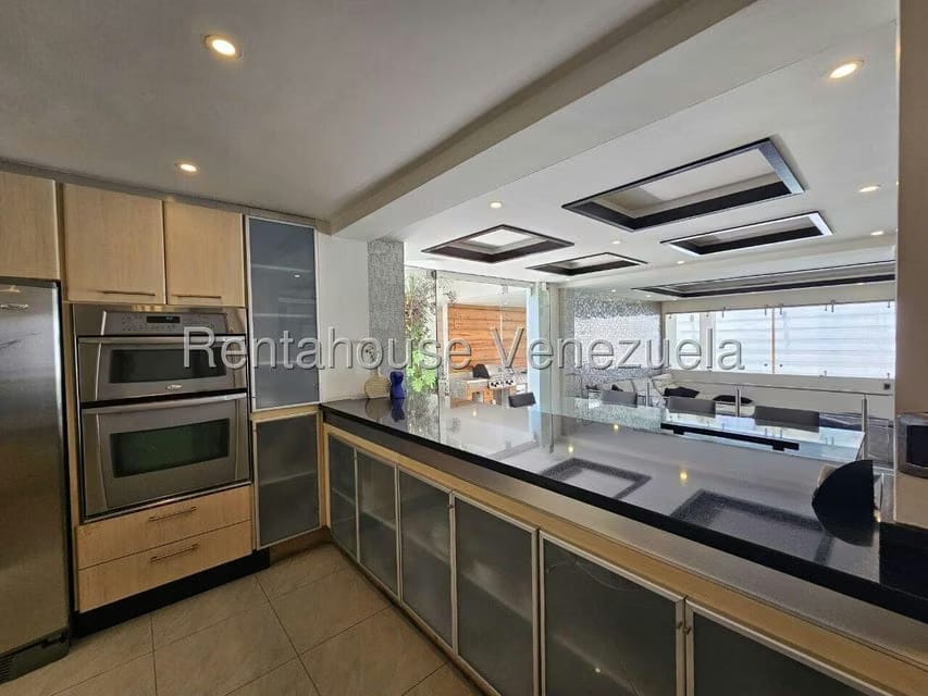 Casa (Duplex) en Venta en Lomas de La Lagunita, Distrito Metropolitano - 40