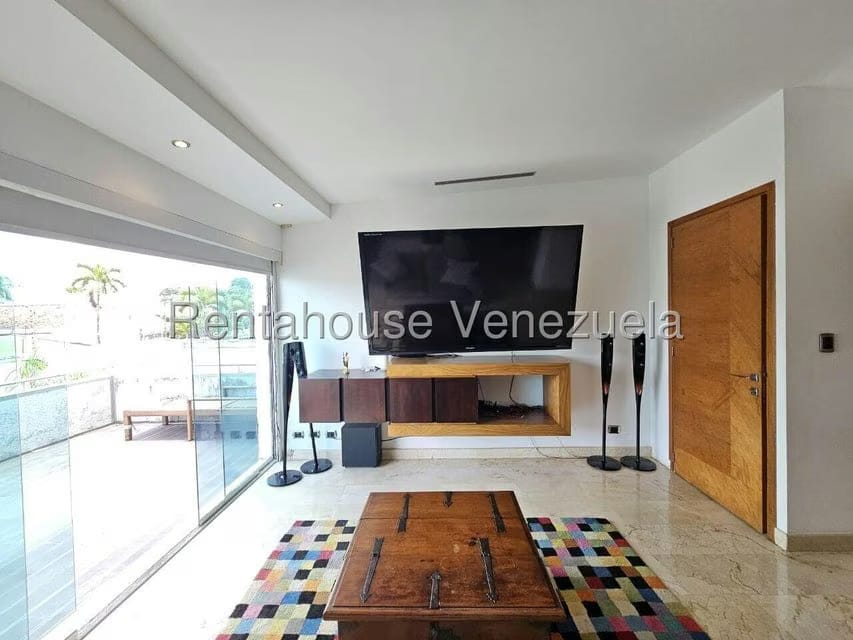 Casa (Duplex) en Venta en Lomas de La Lagunita, Distrito Metropolitano - 50