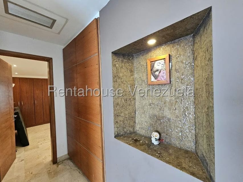 Casa (Duplex) en Venta en Lomas de La Lagunita, Distrito Metropolitano - 57