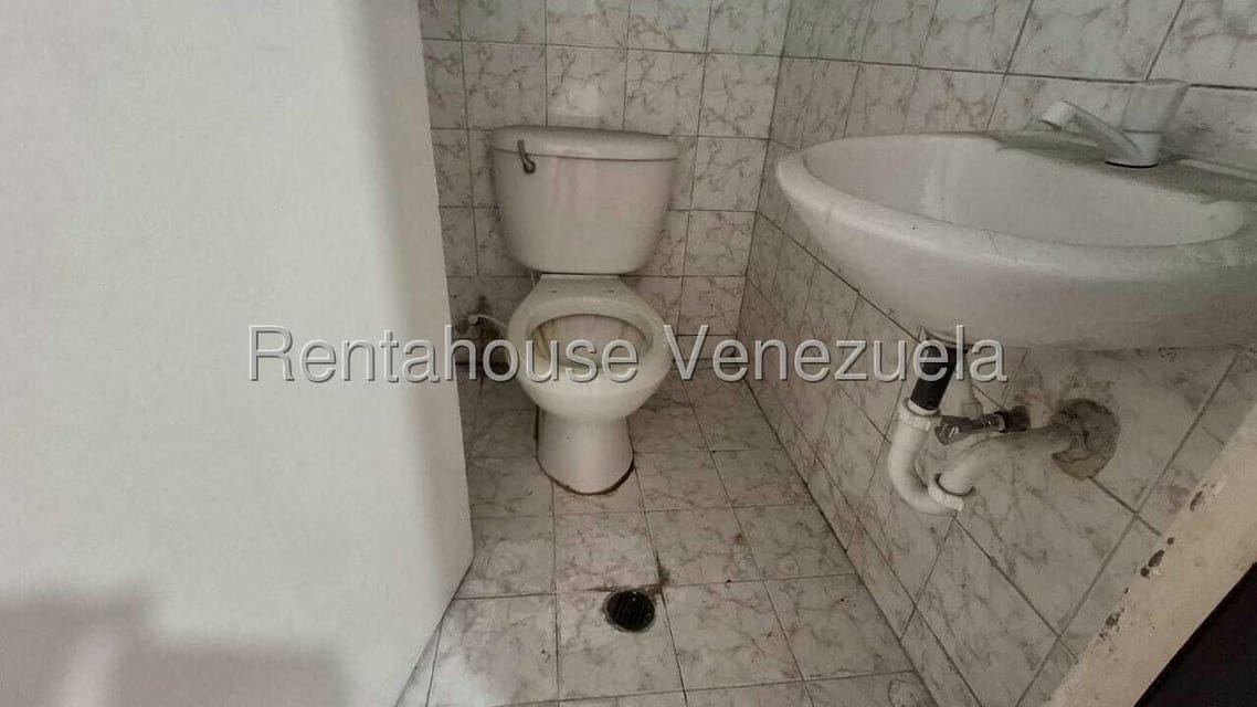Comercial (Oficina) en Alquiler en Centro, Lara - 7