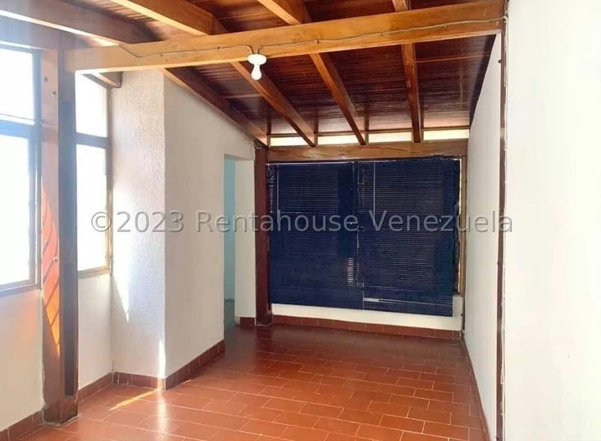 Casa (1 Nivel) en Venta en Los Chaguaramos, Distrito Metropolitano - 11