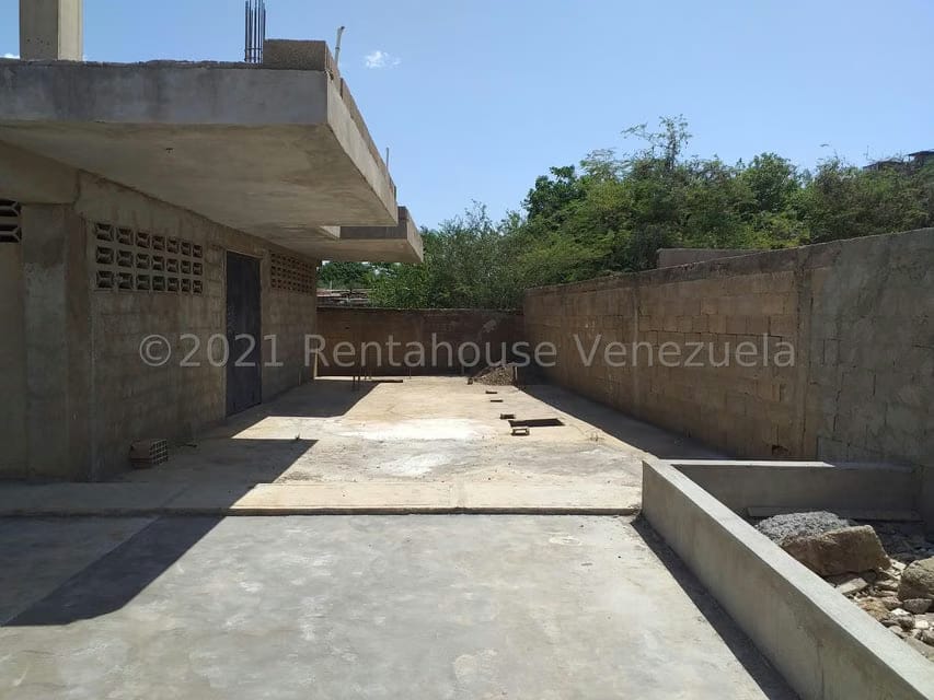 Comercial (Local Comercial) en Venta en Sector Bobare, Falcon - 16
