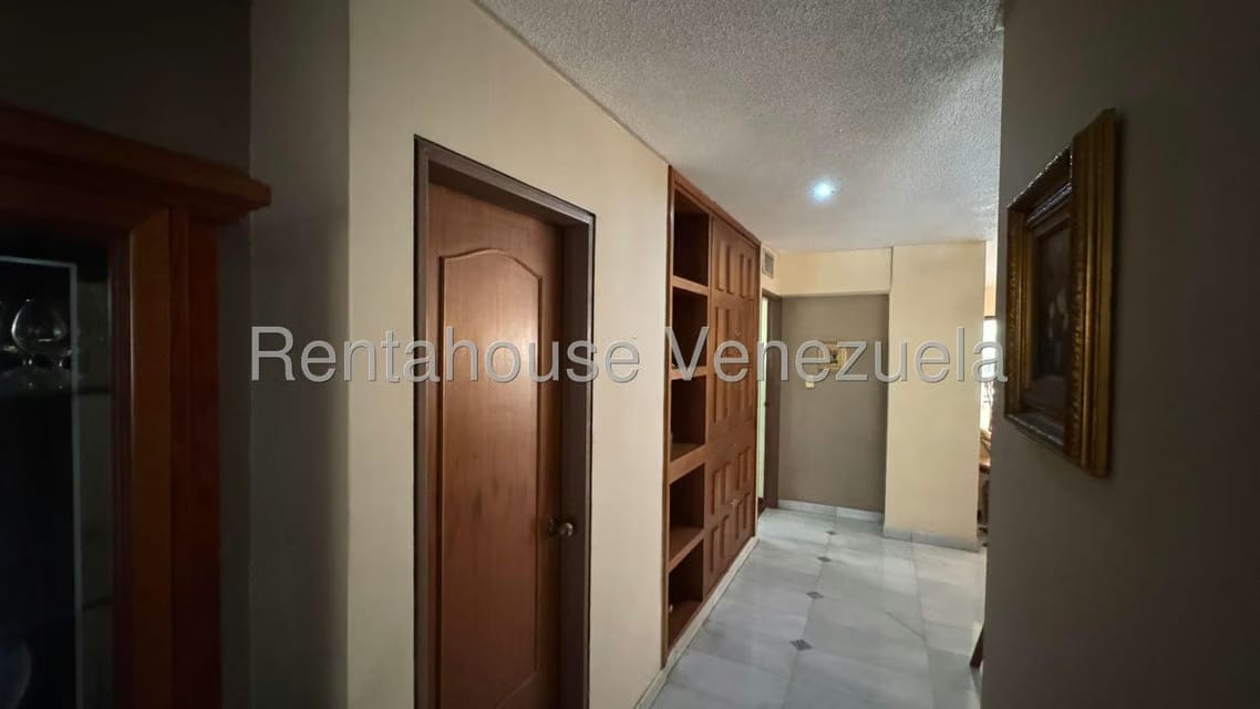 Apartamento (1 Nivel) en Venta en La Florida, Distrito Metropolitano - 13