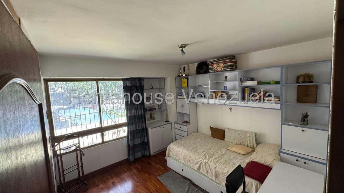 Apartamento (1 Nivel) en Venta en La Florida, Distrito Metropolitano - 18