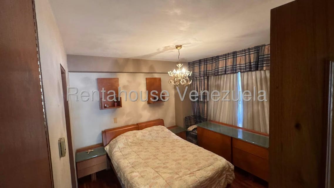 Apartamento (1 Nivel) en Venta en La Florida, Distrito Metropolitano - 31