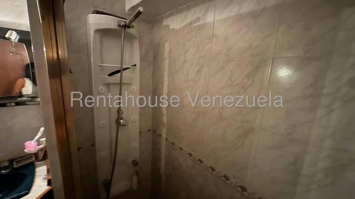 Apartamento (1 Nivel) en Venta en La Florida, Distrito Metropolitano - 36