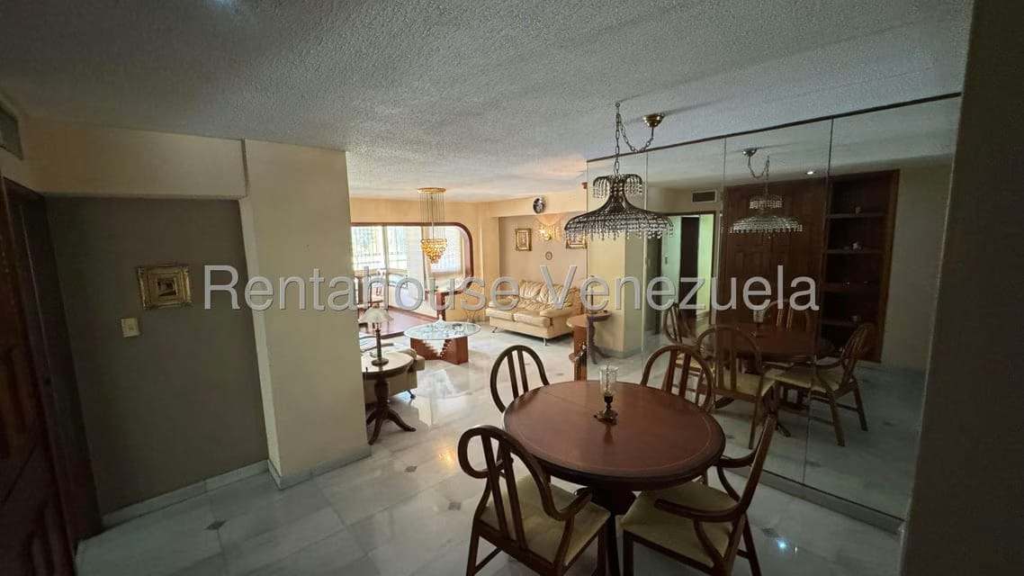 Apartamento (1 Nivel) en Venta en La Florida, Distrito Metropolitano - 38