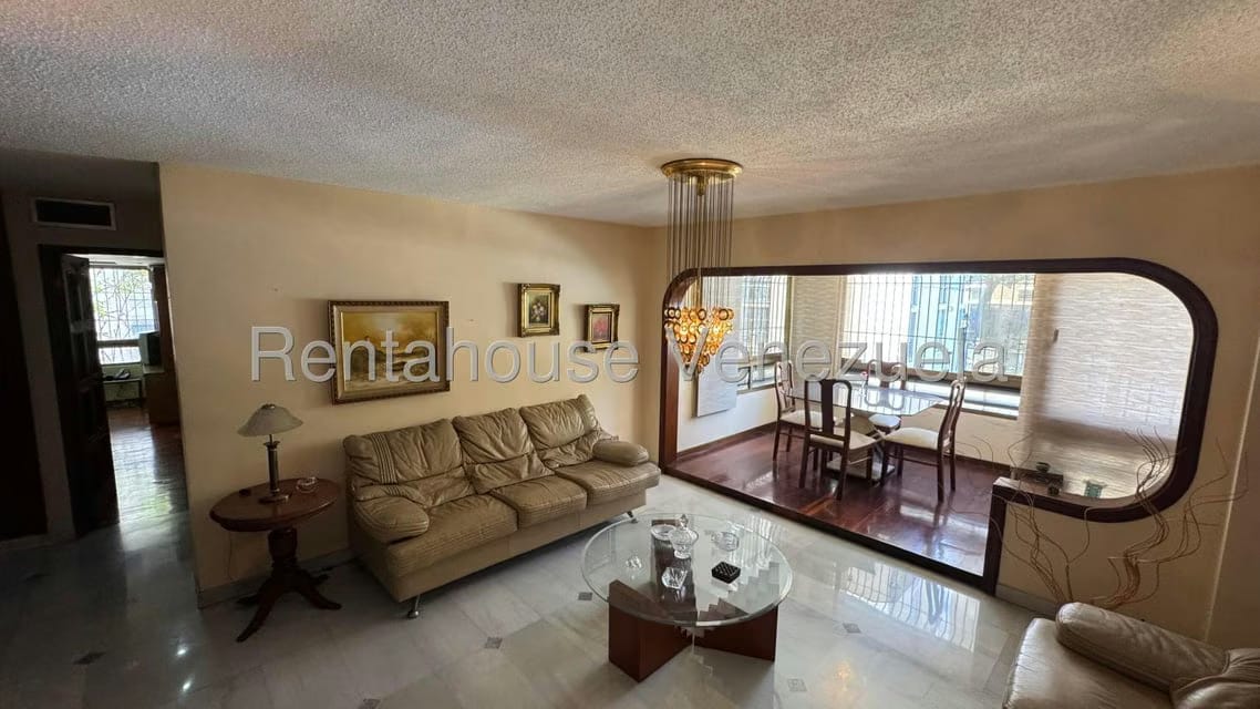 Apartamento (1 Nivel) en Venta en La Florida, Distrito Metropolitano - 40