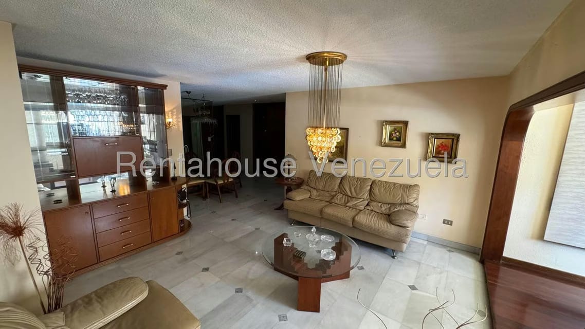 Apartamento (1 Nivel) en Venta en La Florida, Distrito Metropolitano - 41