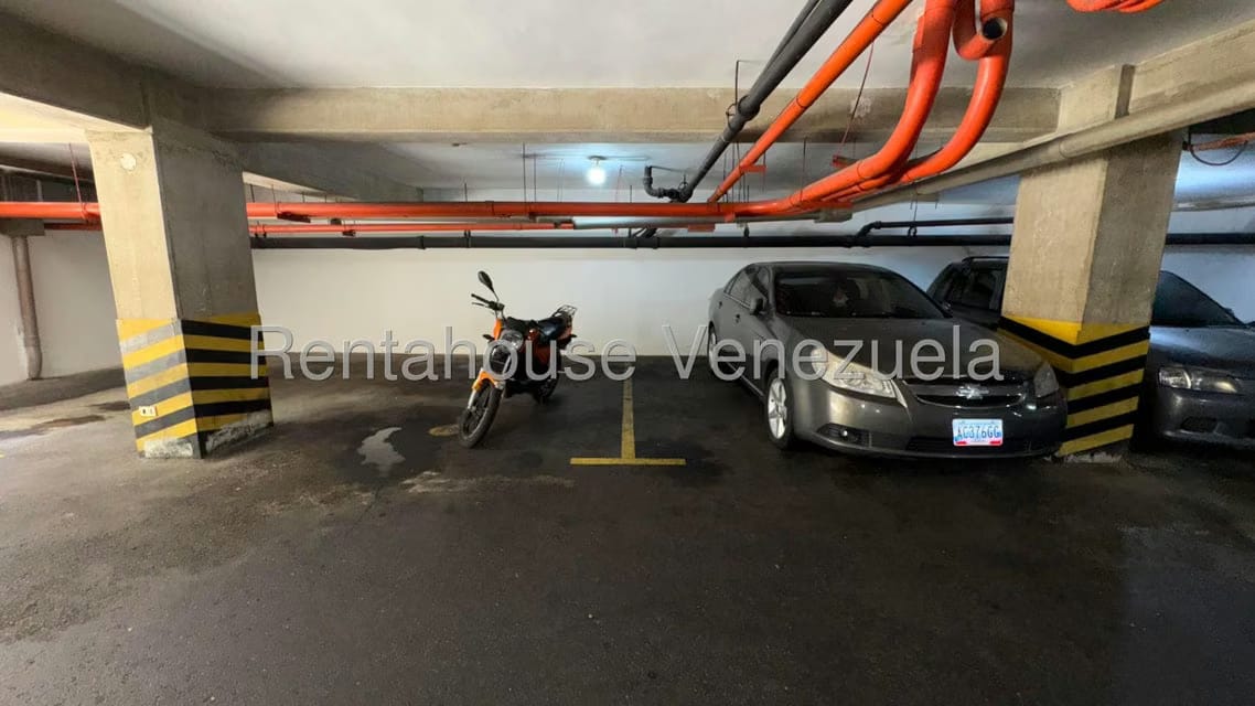 Apartamento (1 Nivel) en Venta en La Florida, Distrito Metropolitano - 58