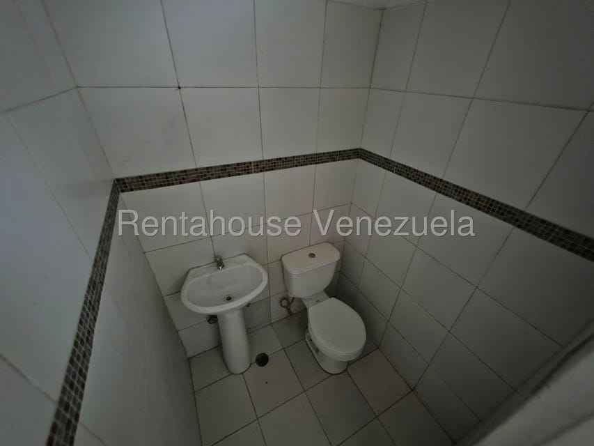 Comercial (Local Comercial) en Alquiler en Los Salias, Miranda - 9