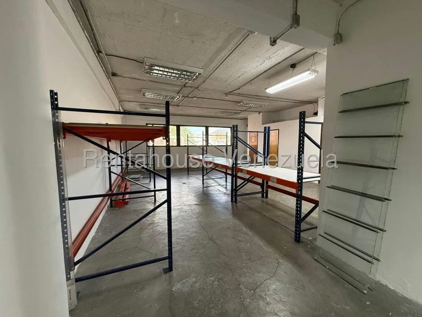 Comercial (Local Comercial) en Alquiler en Los Cortijos de Lourdes, Distrito Metropolitano - 26