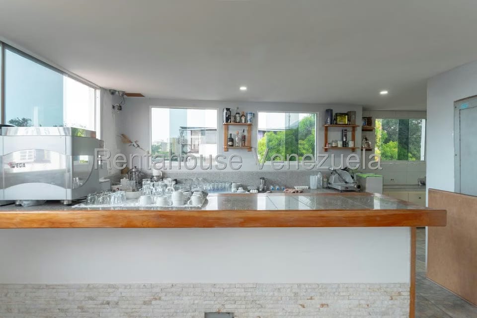 Comercial (Posada) en Venta en Macuto, Vargas - 40