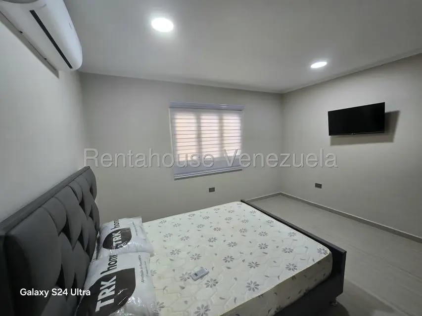 Apartamento (1 Nivel) en Alquiler en Intercomunal, Zulia - 9