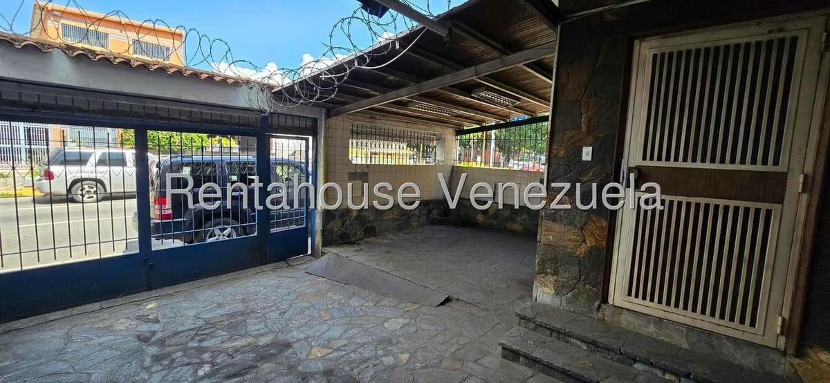 Casa (Multipes Niveles) en Alquiler en La California Norte, Distrito Metropolitano - 3