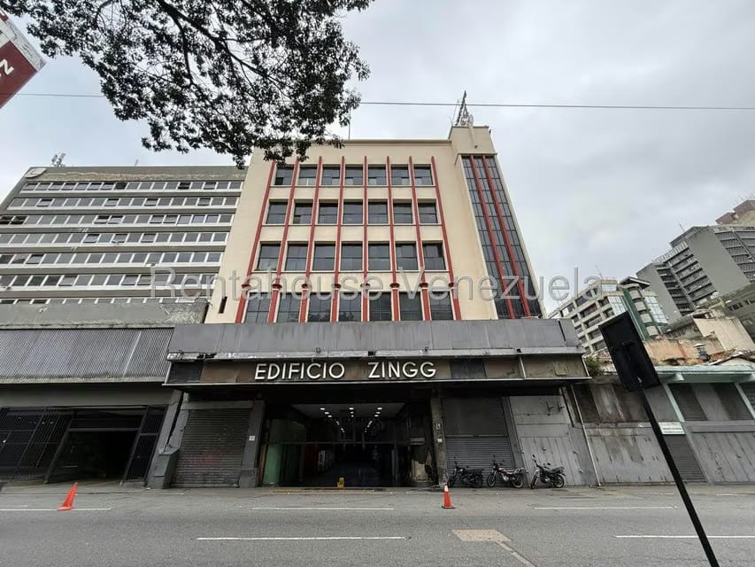Comercial (Local Comercial) en Venta en Parroquia Catedral, Distrito Metropolitano - 3