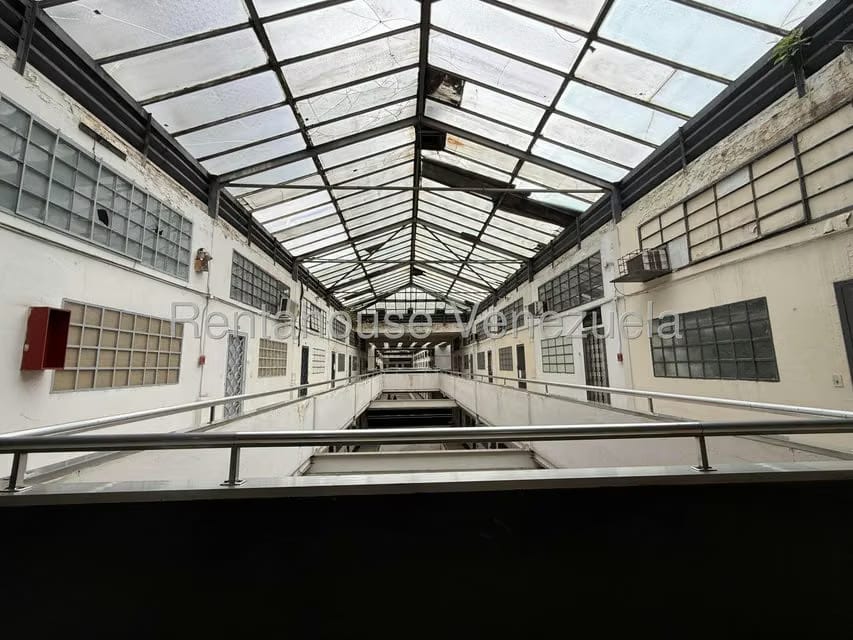 Comercial (Local Comercial) en Venta en Parroquia Catedral, Distrito Metropolitano - 5