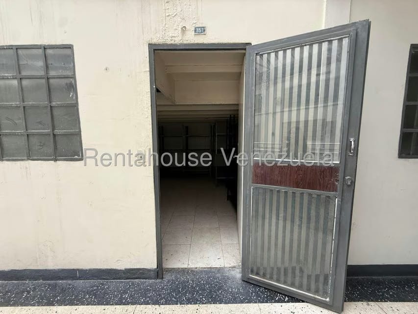 Comercial (Local Comercial) en Venta en Parroquia Catedral, Distrito Metropolitano - 6