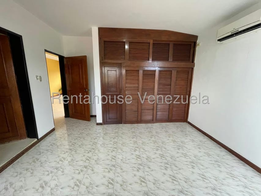 Casa (Multipes Niveles) en Venta en La Puerta, Lara - 27