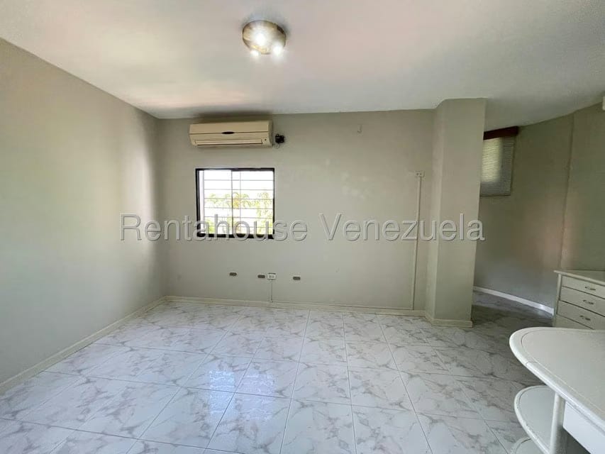 Casa (Multipes Niveles) en Venta en La Puerta, Lara - 32