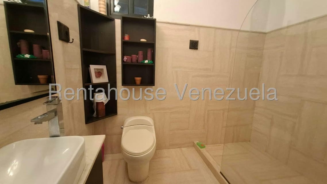 Casa (Multipes Niveles) en Venta en Caurimare, Distrito Metropolitano - 24