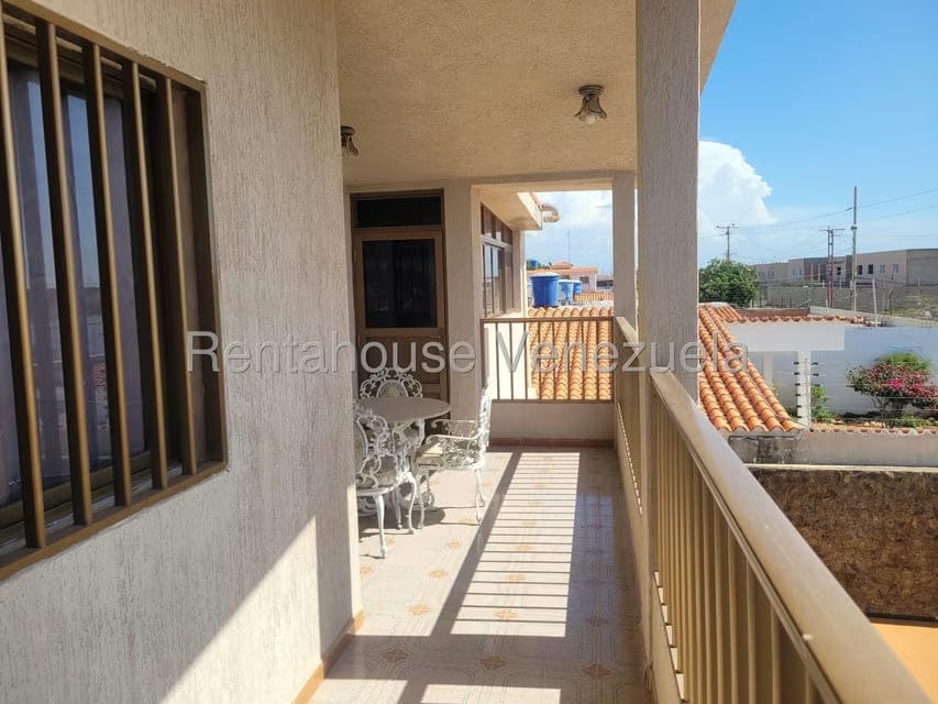 Casa (Duplex) en Venta en Puerta Maraven, Falcon - 27