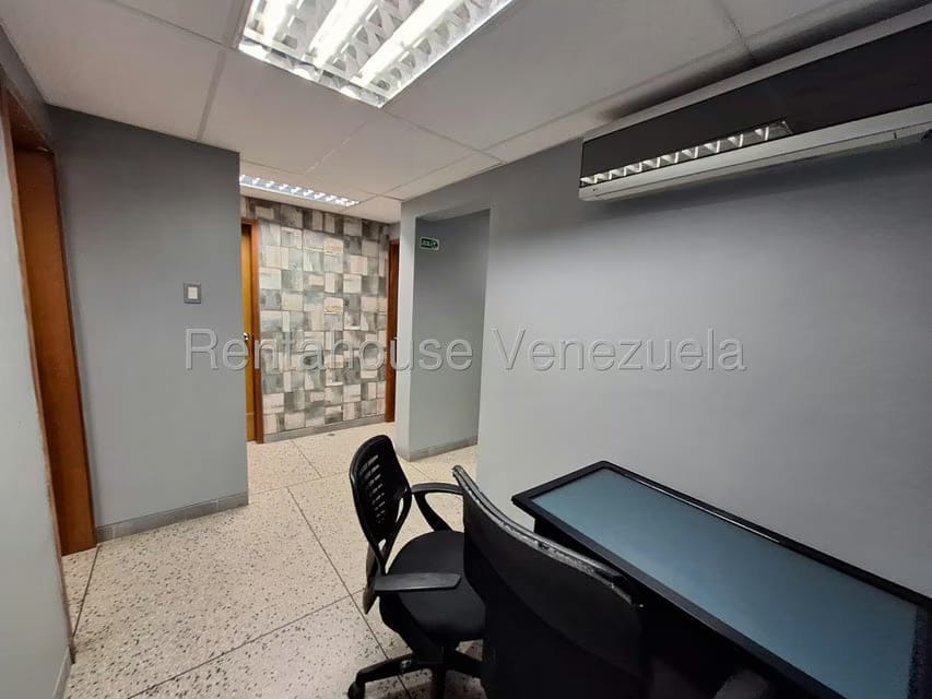 Comercial (Local Comercial) en Venta en La Candelaria, Carabobo - 13