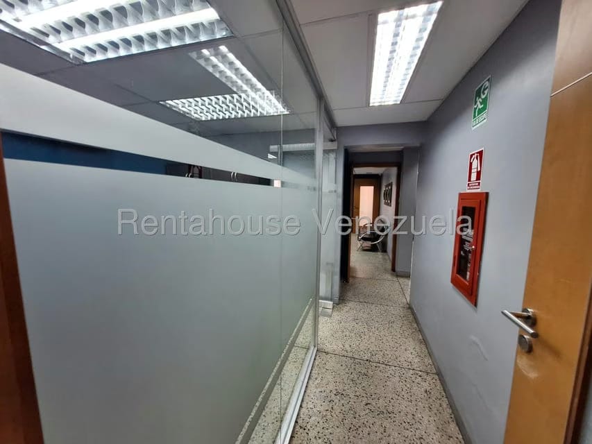 Comercial (Local Comercial) en Venta en La Candelaria, Carabobo - 5