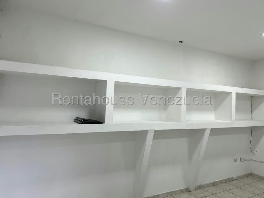 Comercial (Local Comercial) en Alquiler en Centro, Lara - 13