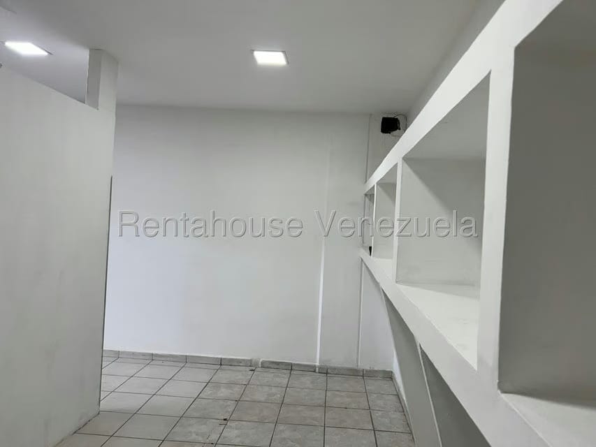 Comercial (Local Comercial) en Alquiler en Centro, Lara - 14