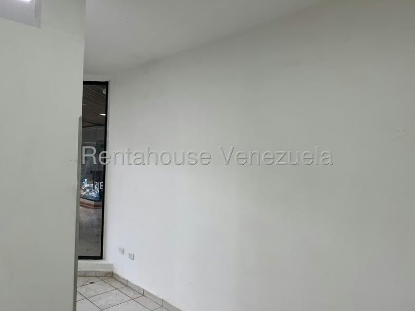 Comercial (Local Comercial) en Alquiler en Centro, Lara - 15
