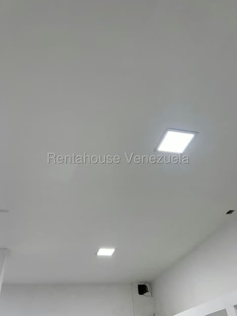 Comercial (Local Comercial) en Alquiler en Centro, Lara - 19