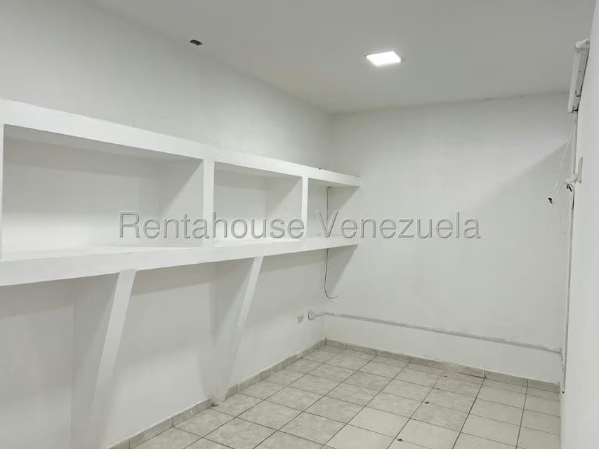 Comercial (Local Comercial) en Alquiler en Centro, Lara - 9