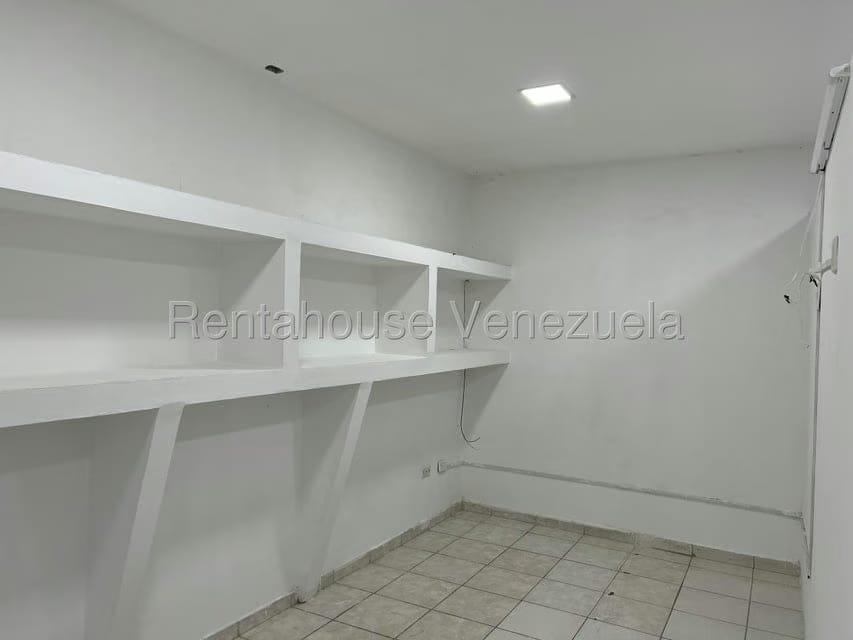 Comercial (Local Comercial) en Alquiler en Centro, Lara - 10